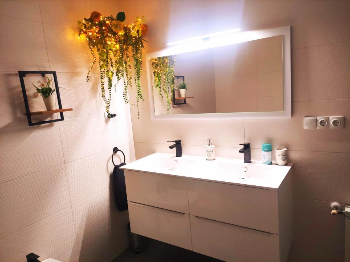 Rosalia 5 Estrellas - Garaje Free - 90M2 Granada Exteriér fotografie